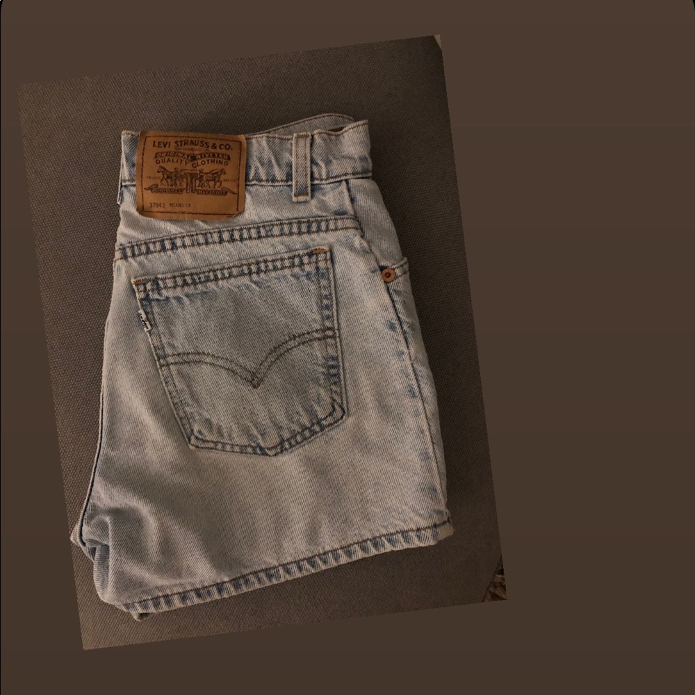 VINTAGE LEVI’S high waisted blue Jean shorts